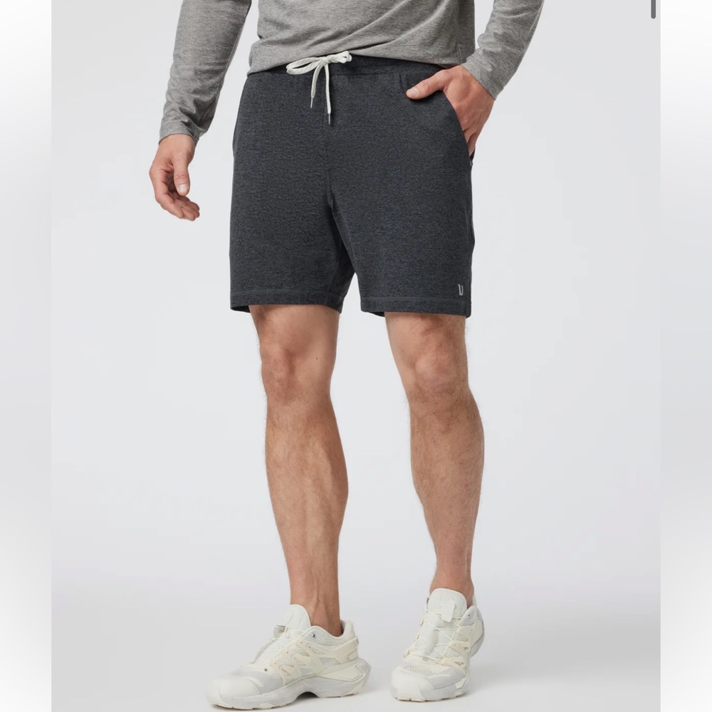 Vuori Men's Athletic Shorts in Dark Gray